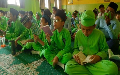 Surat Yasin di Jum'at Berkah