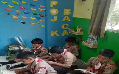 Pojok Baca, Pojok wisata Ilmu